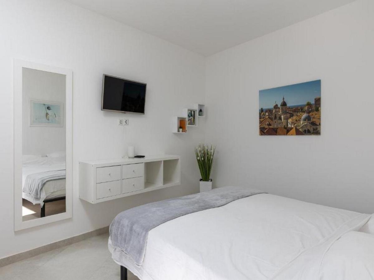 Sunny Palace Apartments ドゥブロブニク エクステリア 写真